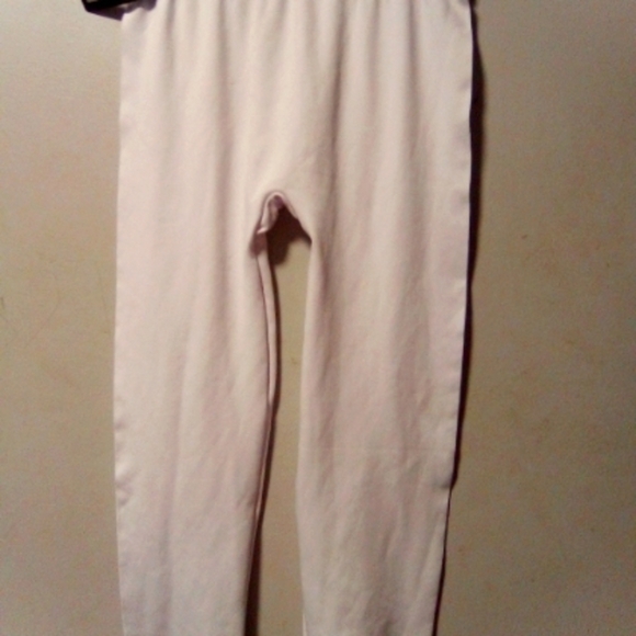 Yelete Pants - YELETE brand ladies white Capri leggings. NWT. Size Small
